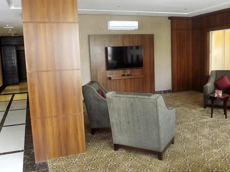 Baron Palace - Almasif Hotel Apartments Riyadh Exterior photo