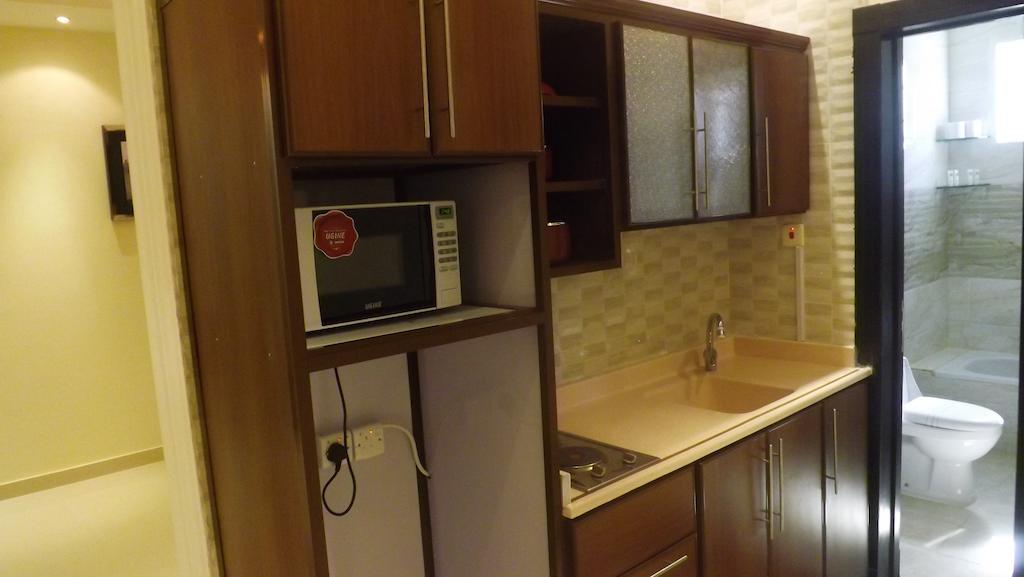 Baron Palace - Almasif Hotel Apartments Riyadh Exterior photo