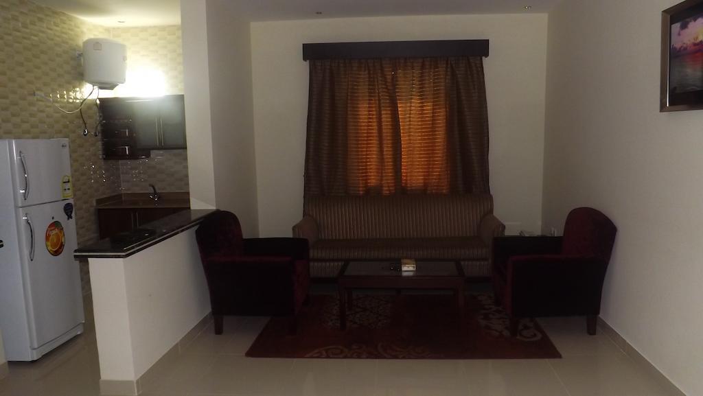 Baron Palace - Almasif Hotel Apartments Riyadh Exterior photo