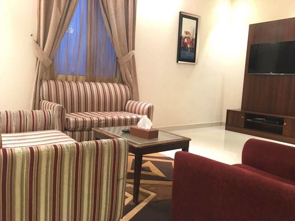 Baron Palace - Almasif Hotel Apartments Riyadh Exterior photo