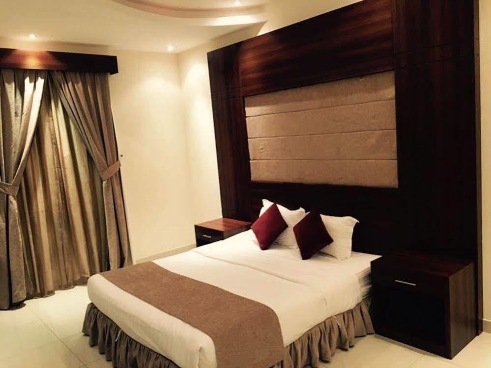 Baron Palace - Almasif Hotel Apartments Riyadh Exterior photo